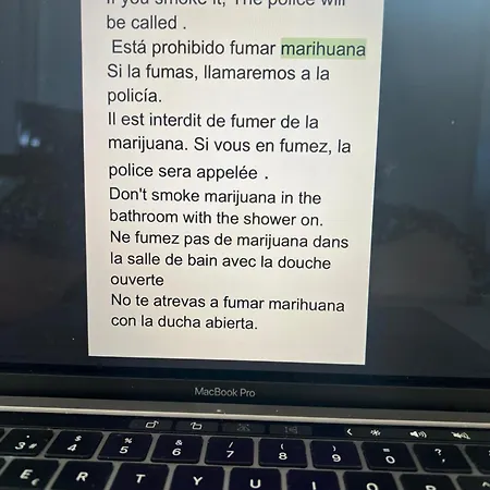 En Casa De Familia In Family Solamente Personas Tranquilas Only Quiet People Μαρμπέλλα