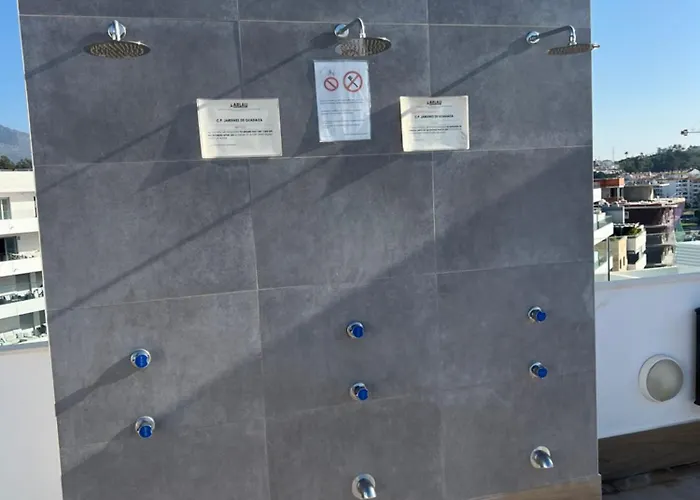 En Casa De Familia In Family Solamente Personas Tranquilas Only Quiet People * Marbella