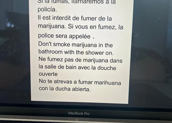 En Casa De Familia In Family Solamente Personas Tranquilas Only Quiet People Marbella